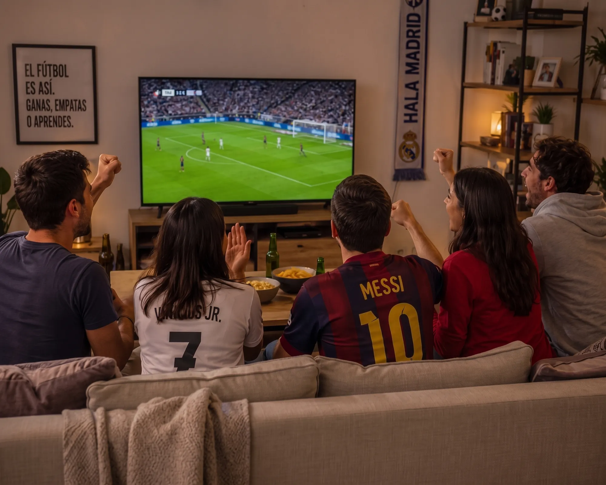 Vrienden kijken samen live voetbal op tv